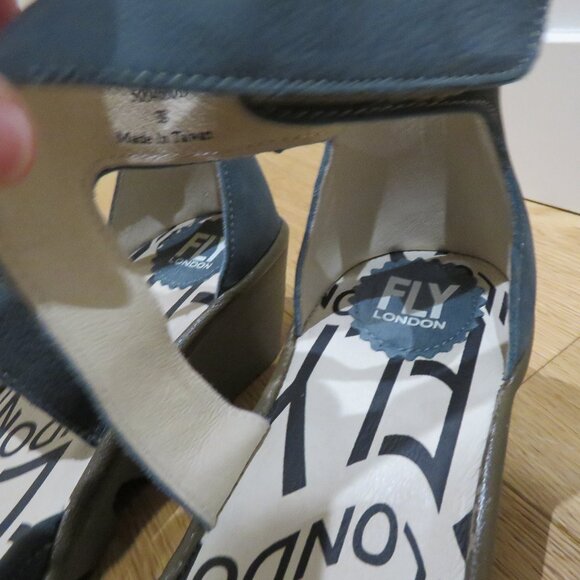 FLY LONDON Piat Wedge Suede Sandals in Forest Green Grunge Edgy Boho 7.5 - 8 - Picture 7 of 13